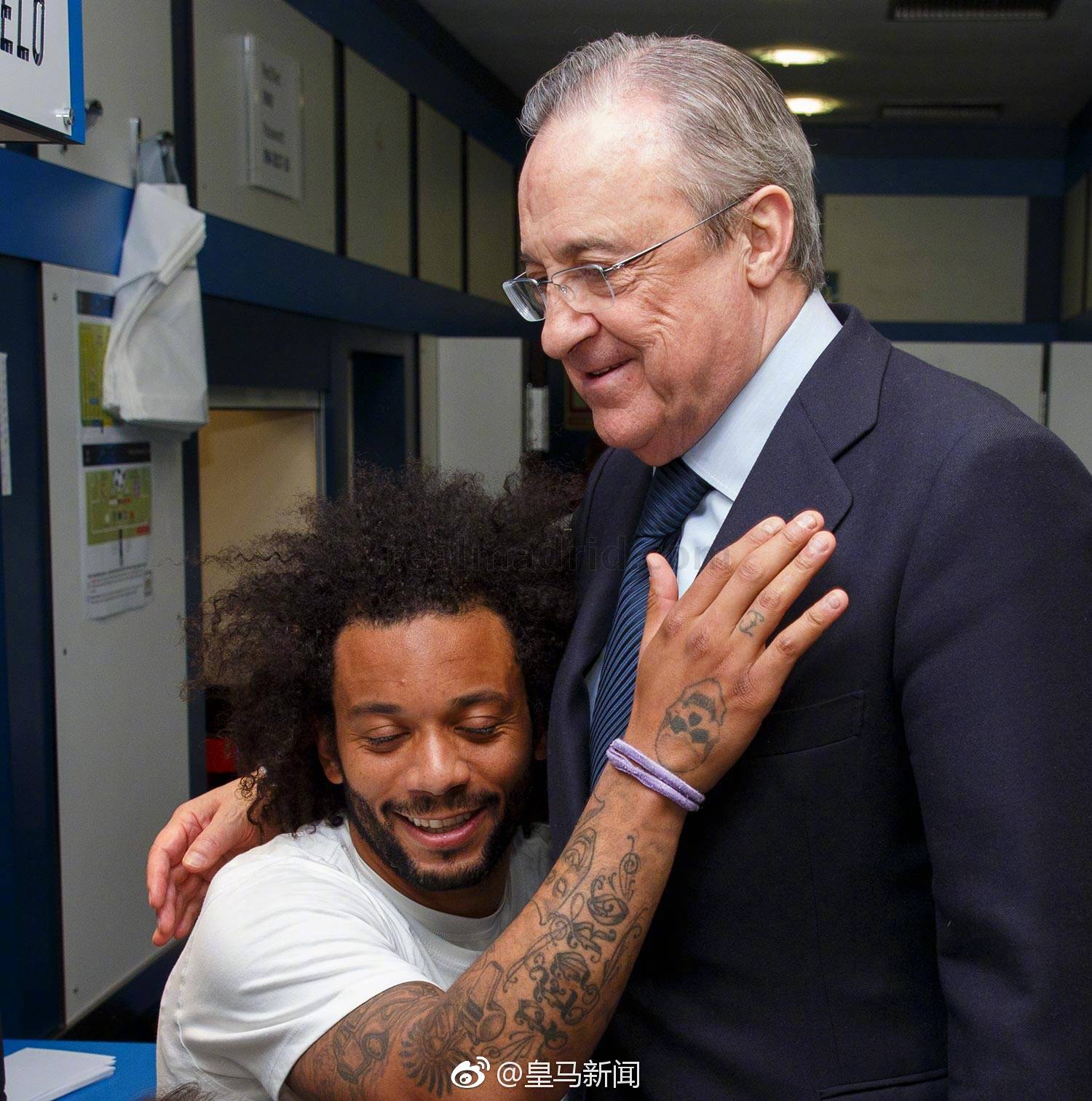 今夜体能课后，犹他爵士复出首秀备战欧冠，管理层满意，更衣室氛围转暖(今夜想喝醉完整版)