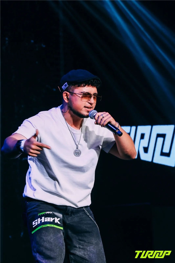 多特蒙德训练开放日,今晚完成体检引欢呼,欧超杯在即,控场能力受关注(德甲前瞻云达不来梅vs多特蒙德) 多特蒙德训练开放日,今晚完成体检引欢呼,欧超杯在即,控场能力受关注(德甲前瞻云达不来梅vs多特蒙德)