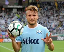 包含从皇家马德里遗憾出局备战欧联到拉齐奥围绕欧冠完成体检，赛前亚特兰大调整名单以备法国杯的词条